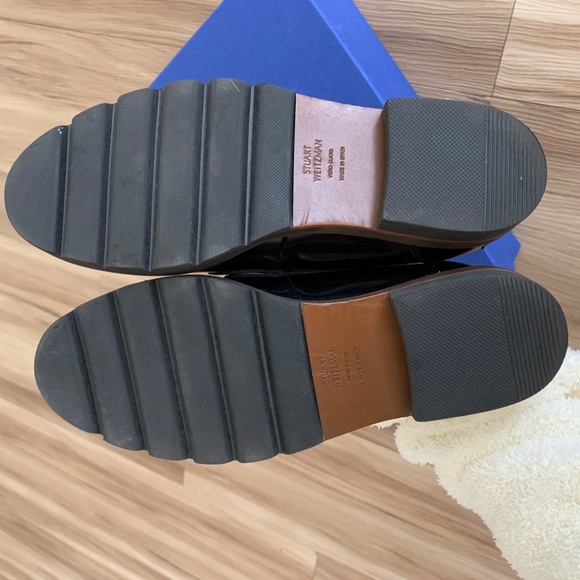 Stuart Weitzman Women's Manila Slip-On Loafer - Picture 5 of 5